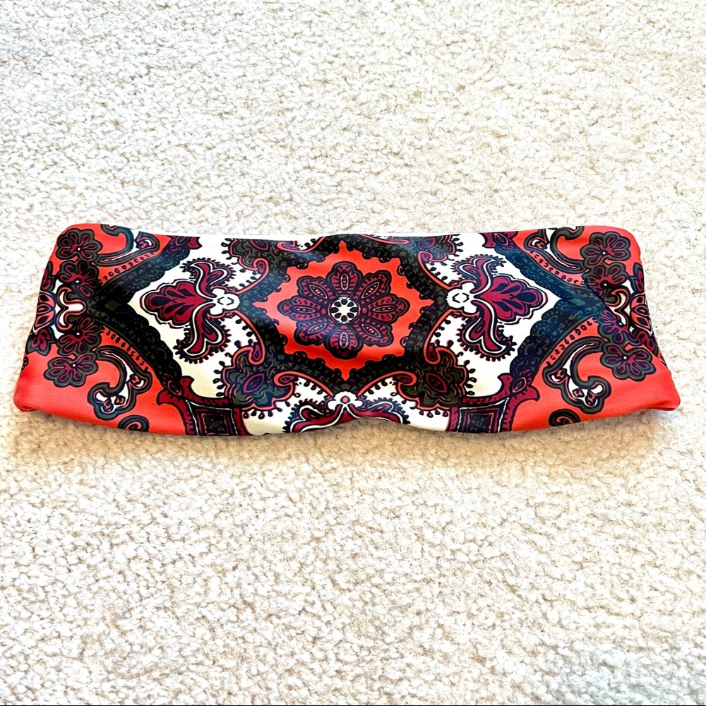 NWOT ZAFUL Paisley Bandeau Bikini Top—SZ. Small